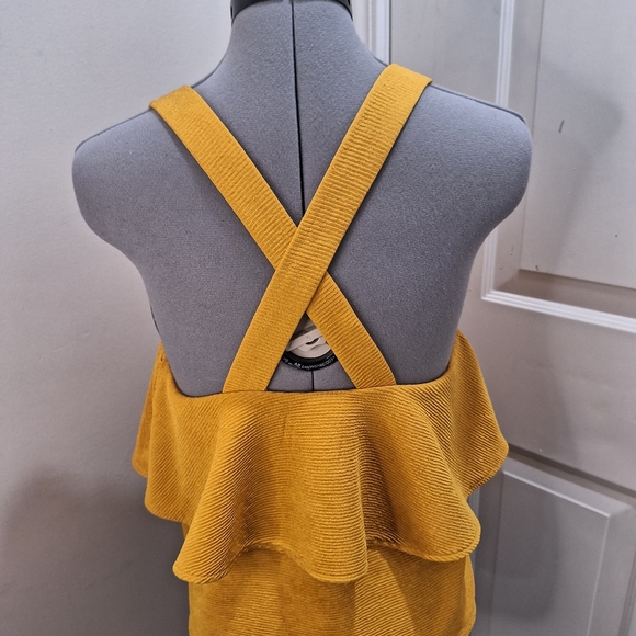 Madewell Gold Two Teared Halter w/Criss/Cross Straps Size Med - Picture 3 of 5